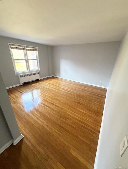 1537 Central Park Ave Unit E8, Yonkers, NY 10710