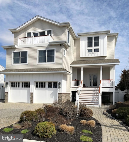 411 N 3rd St, Surf City, NJ 08008