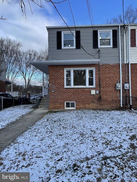 12056 Milton St, Silver Spring, MD 20902