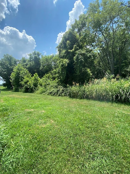 237 Hugh Hunter Rd, Oak Grove, KY 42262
