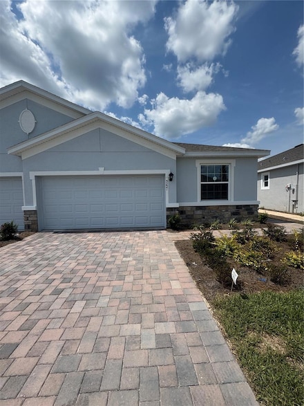 5221 NW 43rd Lane Rd, Ocala, FL 34482