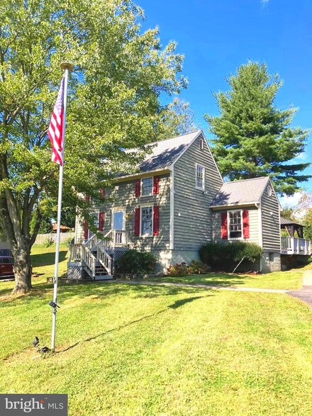 1598 Wise Ct, Point of Rocks, MD 21777