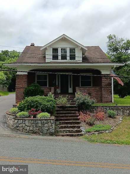 10718 Honeyfield Rd, Williamsport, MD 21795