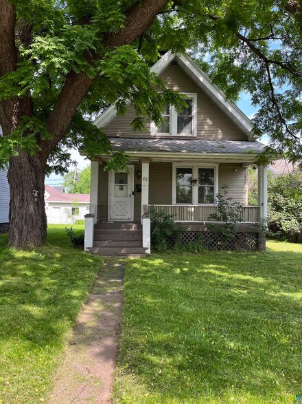 22 N 59th Ave W, Duluth, MN 55807