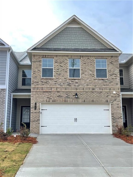 3832 Prospect Point Dr, Oakwood, GA 30566