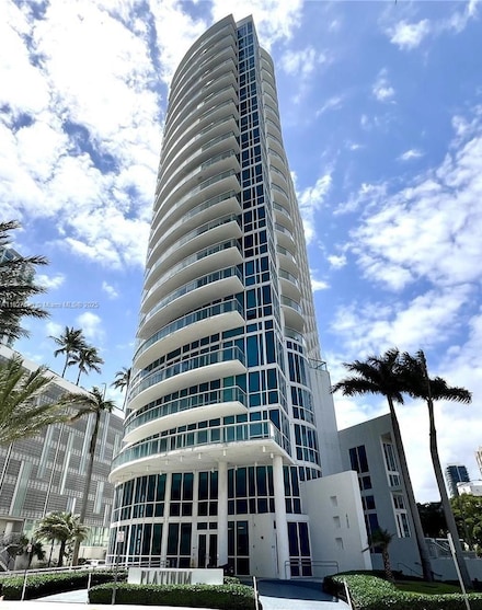 480 NE 30th St Unit 1403, Miami, FL 33137