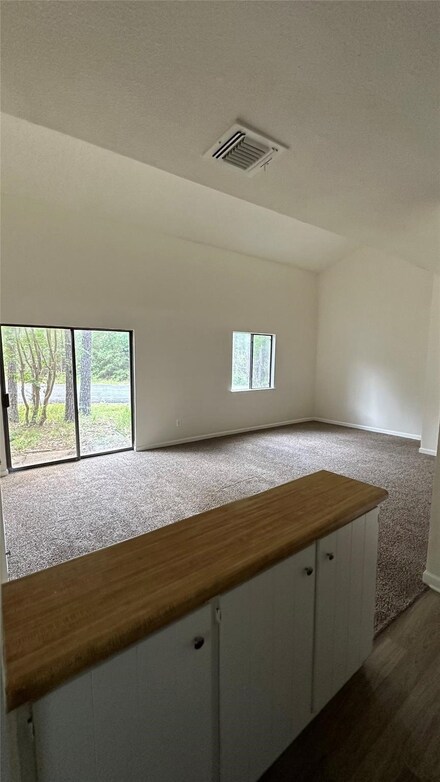 26574 Pools Creek Dr, Huntsville, TX 77320