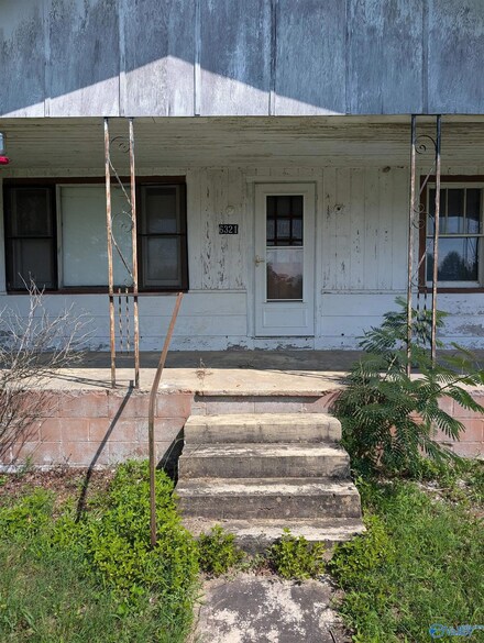 6321 Willow Rd, Ider, AL 35981