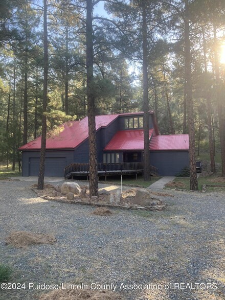 1024 Hull Rd, Ruidoso, NM 88345