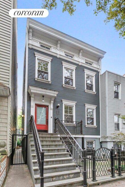 124 Ainslie St Unit 2, Brooklyn, NY 11211