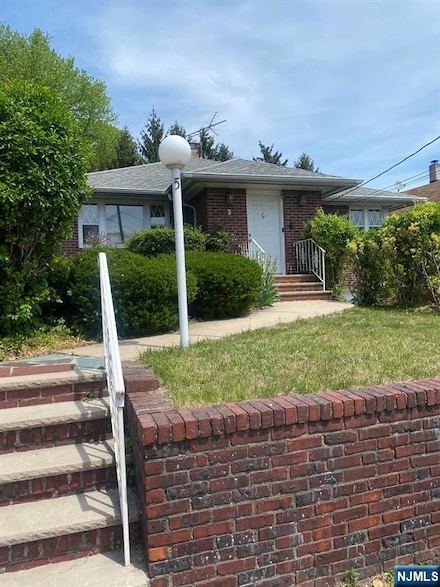 5 Washington Ave, Cliffside Park, NJ 07010