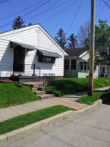 2318 Arrow Ave, Anderson, IN 46016