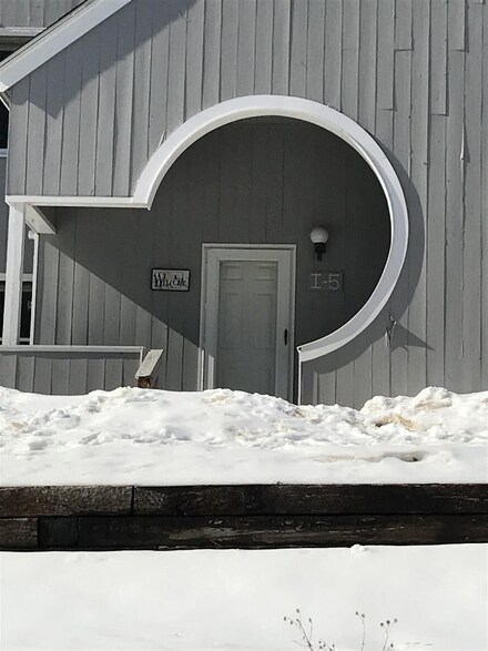 53 Tenney Mountain Rd Unit 5, Plymouth, NH 03264