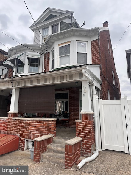 19 S 3rd St, Shamokin, PA 17872