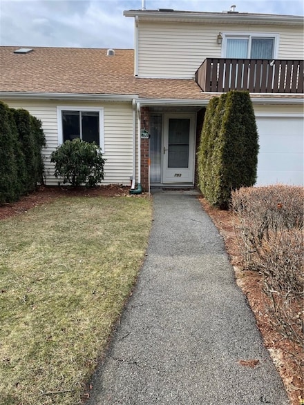793 Williamsburg Cir, Warwick, RI 02886