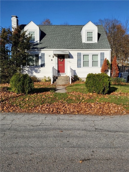 27 Frederick St, Warwick, RI 02888