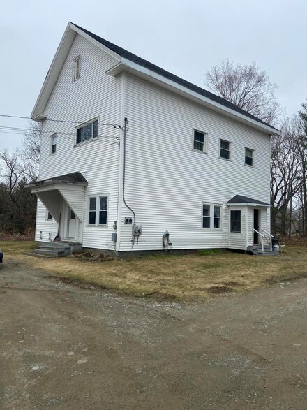 1395 Main Rd, Eddington, ME 04428