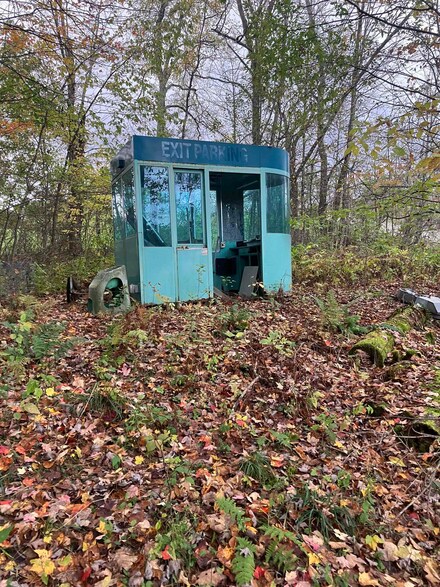 1147 Plot Rd, Johnson, VT 05656