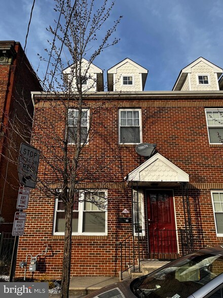90 Pennington Ave, Trenton, NJ 08618