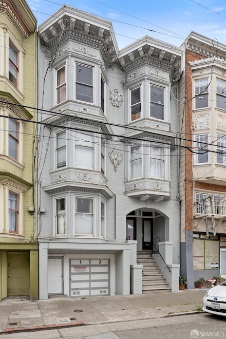 535 Frederick St, San Francisco, CA 94117