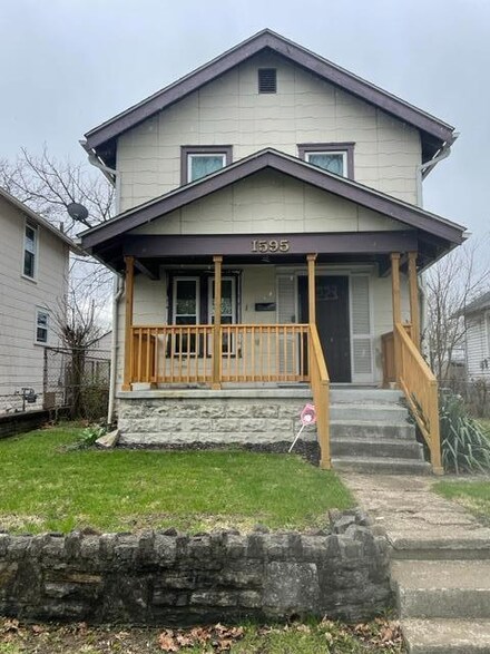 1595 E Blake Ave, Columbus, OH 43211