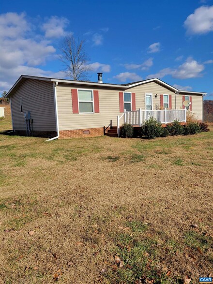 458 Timber Dr, Stanardsville, VA 22973