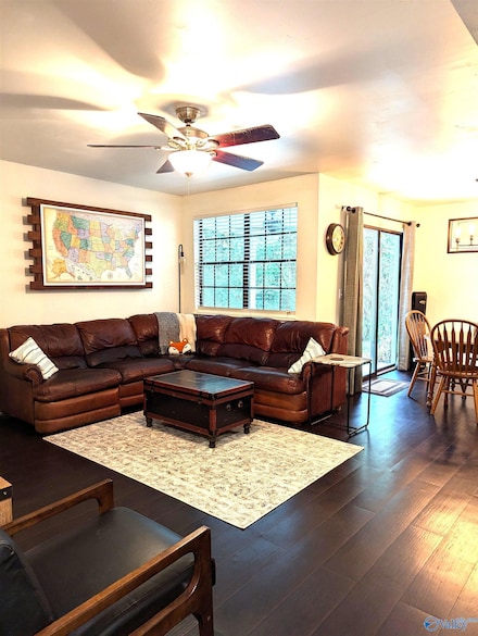 1910 Shades Cliff Terrace Unit 1910, Birmingham, AL 35216