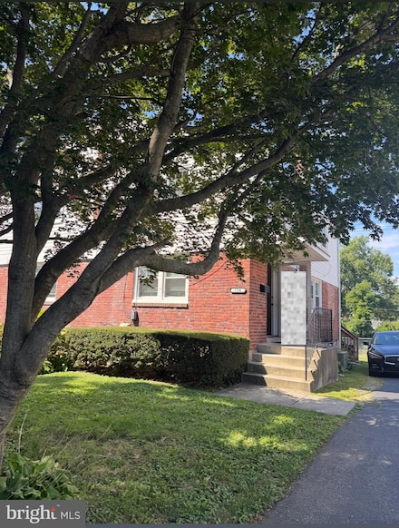 754 Oak View Rd, Ardmore, PA 19003