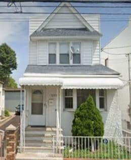 1153 E 40th St, Brooklyn, NY 11210