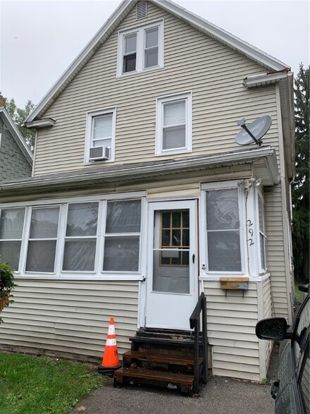 292 Otis St, Rochester, NY 14606
