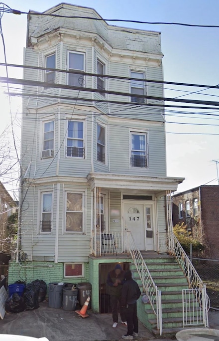 147 Bostwick Ave Unit 1, Jersey City, NJ 07305