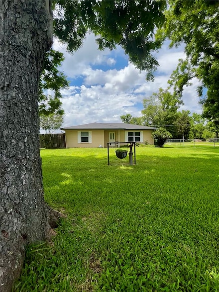 125 Mimosa Point, Livingston, TX 77351