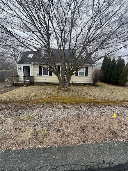 14 Blueberry Rd, Buzzards Bay, MA 02532