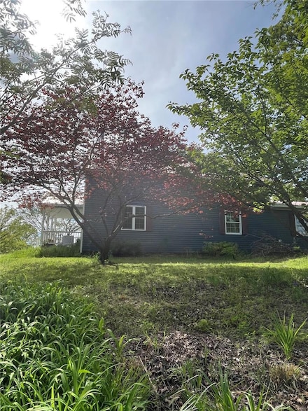 7447 Angell Rd, Gerald, MO 63037