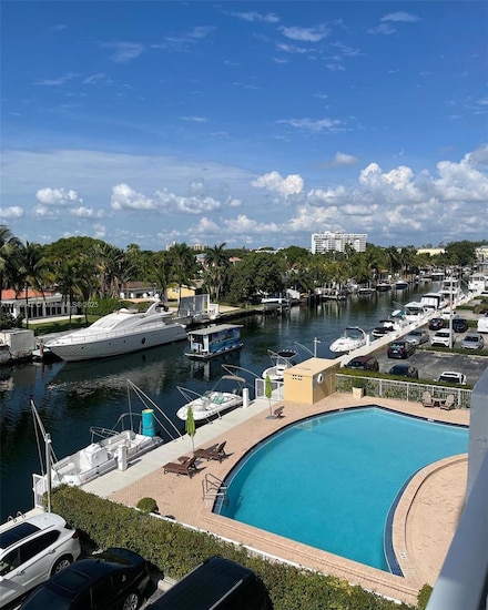 2020 NE 135th St Unit 409, North Miami, FL 33181