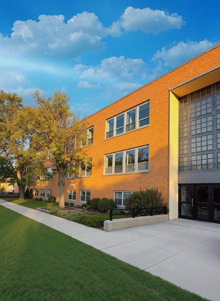 8900 Windemere Ave Unit 2A, Brookfield, IL 60513