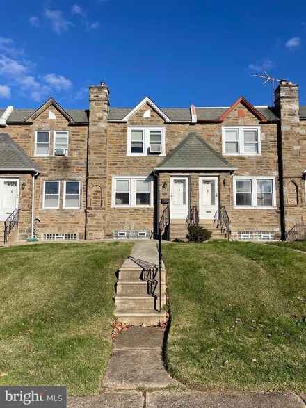 3337 Chippendale St, Philadelphia, PA 19136