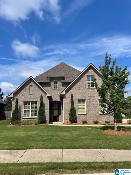 404 Grayson Way, Chelsea, AL 35043