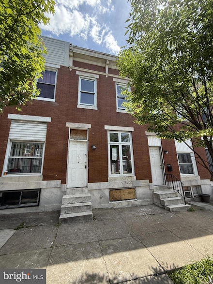 2907 E Monument St, Baltimore, MD 21205