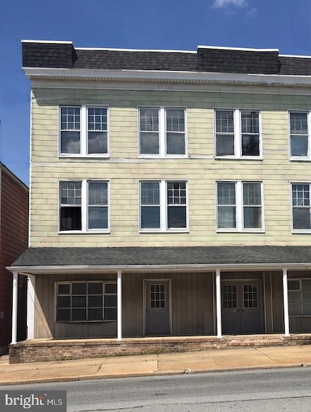 17 E Main St Unit 1, Dallastown, PA 17313