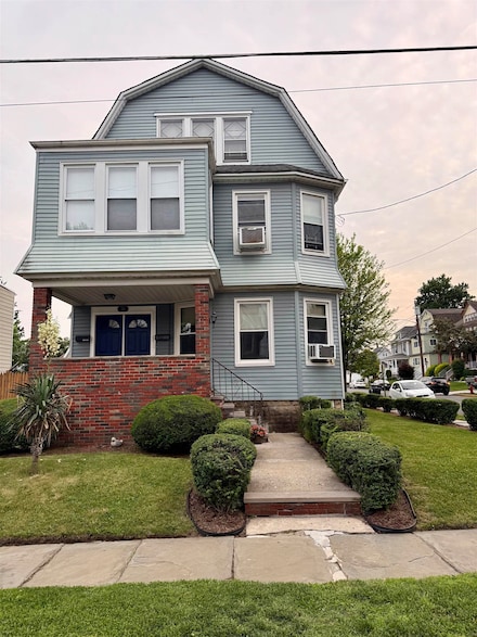 70 Bennett Ave, Kearny, NJ 07032