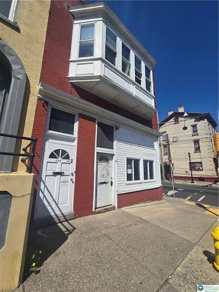 348 N 6th St Unit 4R, Allentown, PA 18102