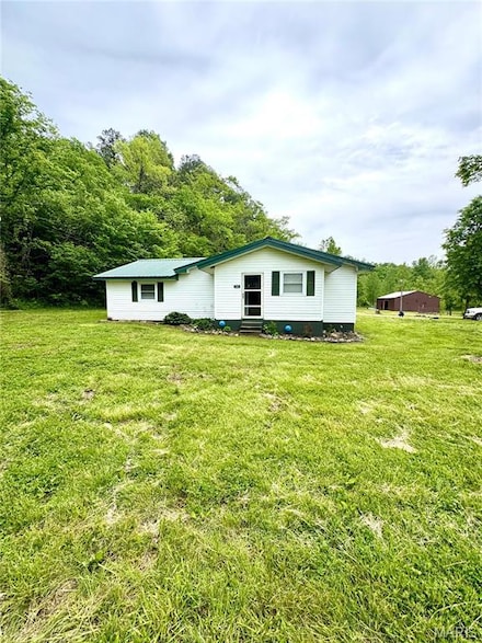 1102 County Road 700, Ellington, MO 63638