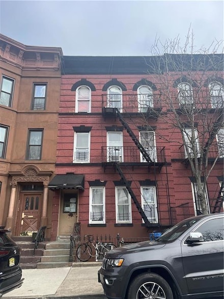 361 E 59th St, Brooklyn, NY 11203