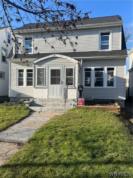 91 W Hazeltine Ave, Buffalo, NY 14217