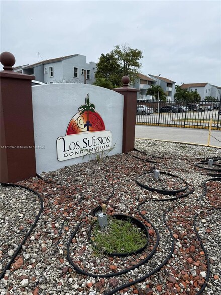 6195 W 18th Ave Unit G312, Hialeah, FL 33012