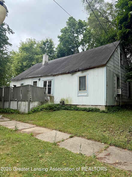 2508 Marcus St, Lansing, MI 48912