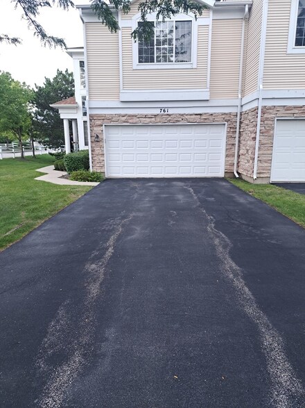 761 Verde Vista Ct Unit 611F, Elgin, IL 60123