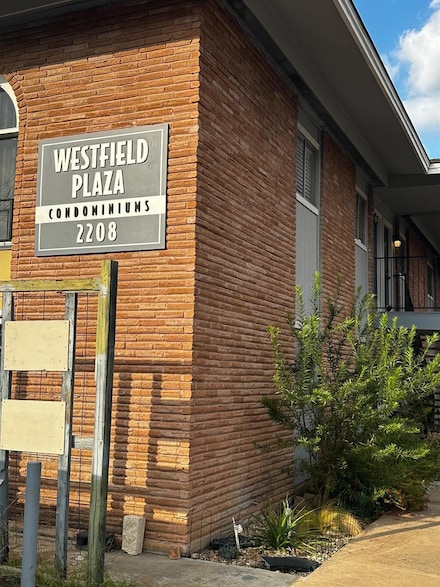 2208 Enfield Rd Unit 205, Austin, TX 78703