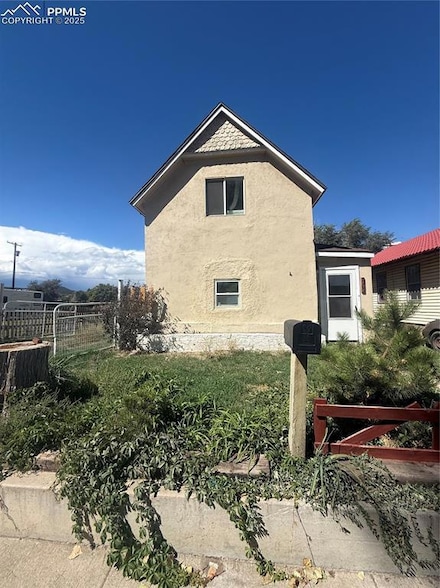 705 Prairie Ave, Trinidad, CO 81082